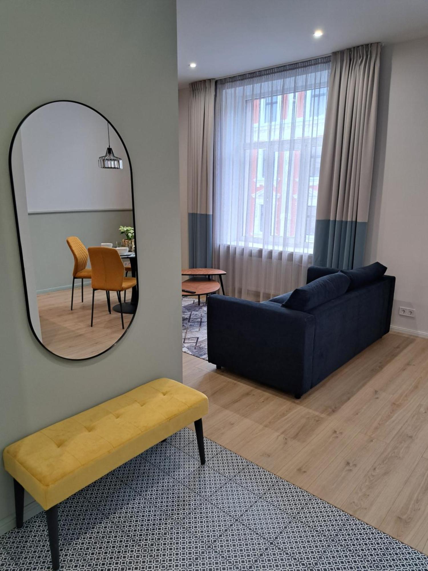 Golden Palms Apartment In The City Centre Рига Екстер'єр фото